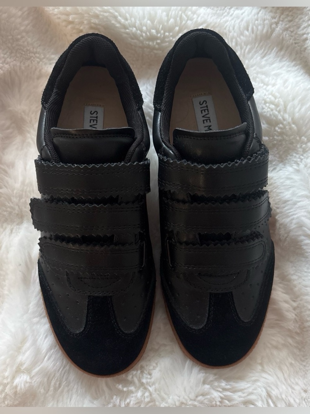 Steve Madden Black • Sneakers